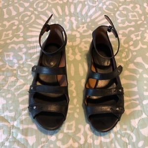 Black madewell strappy flats size 6